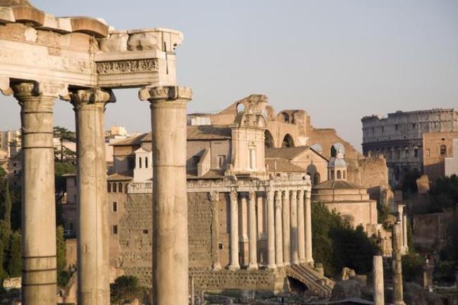 古罗马建筑风格特点