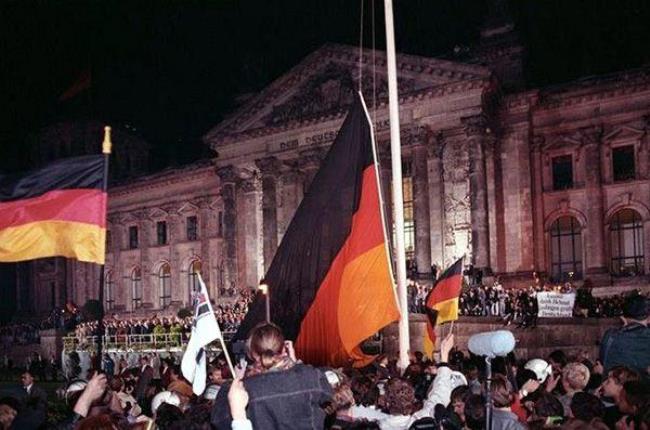 1955年联邦德国为什么与苏联建交