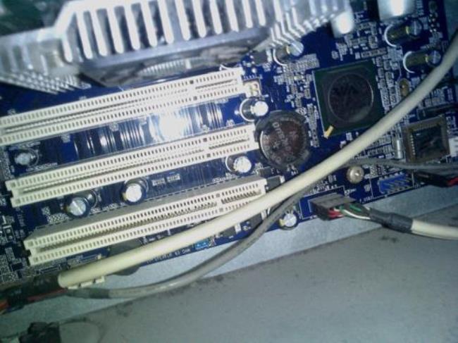 这PCIE接口能插什么显卡PCIE2是干什么的