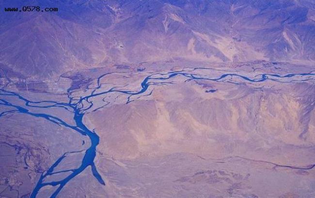 西藏哪条河流到印度