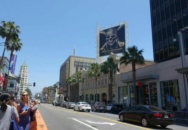 好莱坞在洛杉矶吗