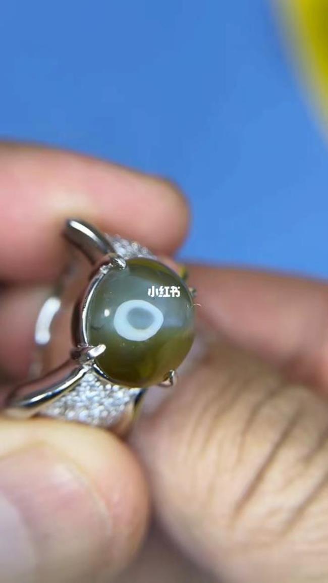 世界上最贵的猫眼石戒指
