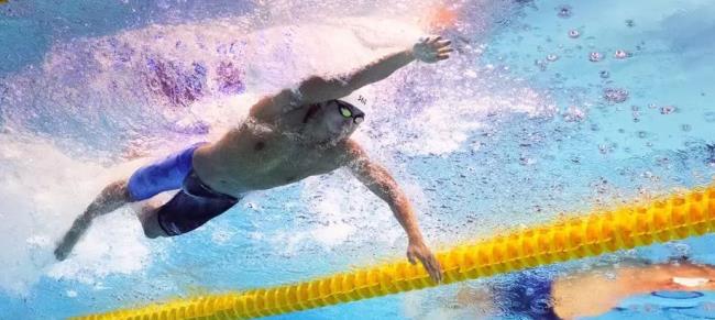 奥运会100米自由泳最高纪录