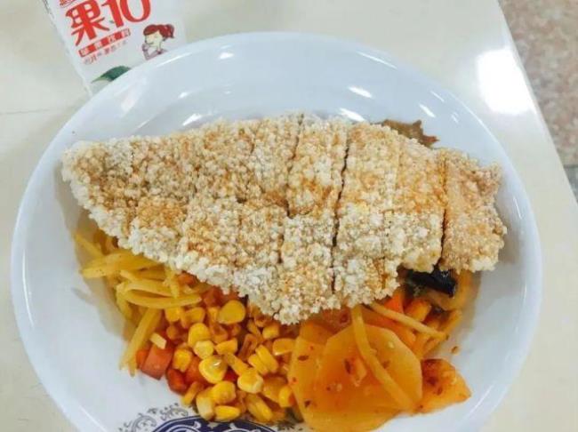 炸鸡排饭淋在饭上的酱汁怎么调