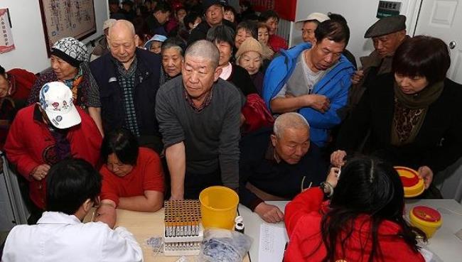 中国的老人为什么越来越多