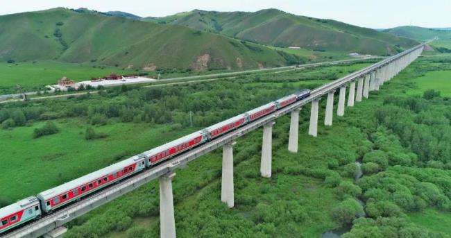 中国唯一通往国外的火车