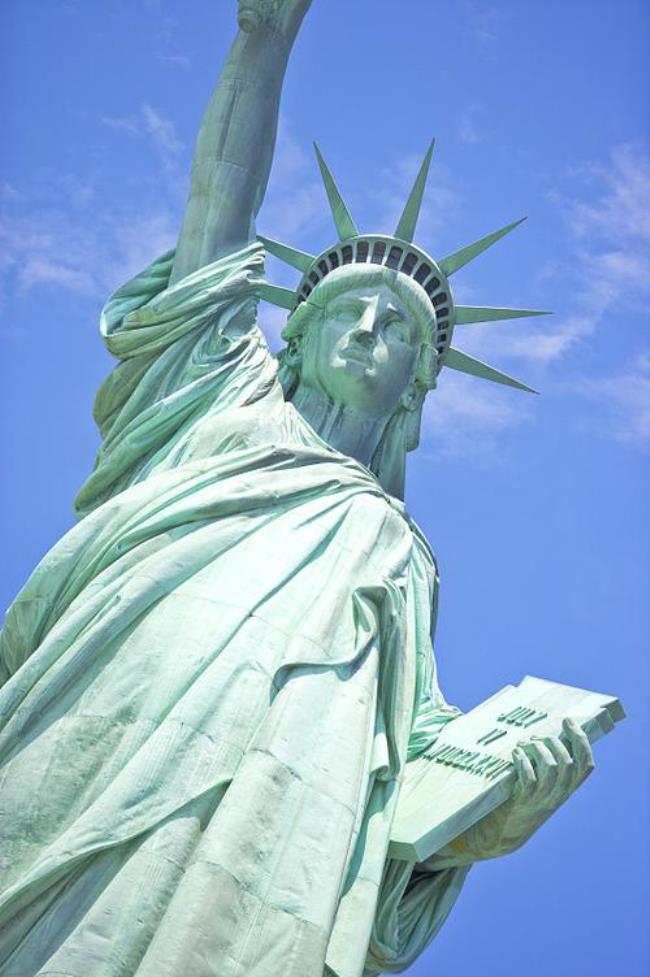 美国自由女神像在哪个城市
