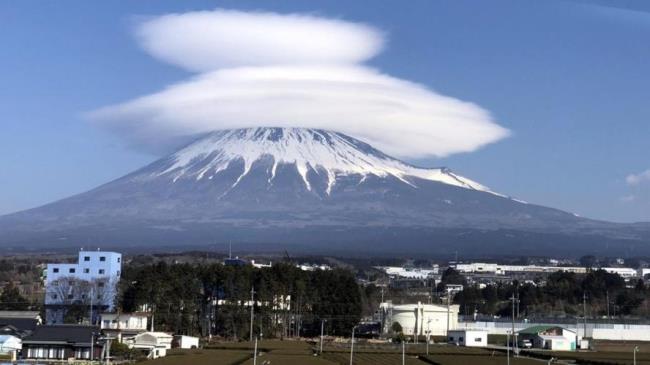 日本火山怎么回事