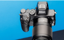 尼康Z5是一款入门级全画幅无反光镜相机