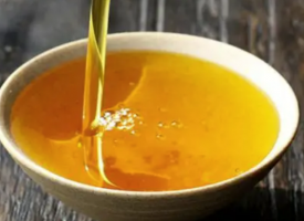 茶油的功效作用与营养成分，茶油的选购方法
