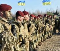 美国承认与英国一起协助乌军反攻