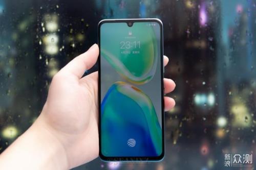 vivo s15电量一天够吗