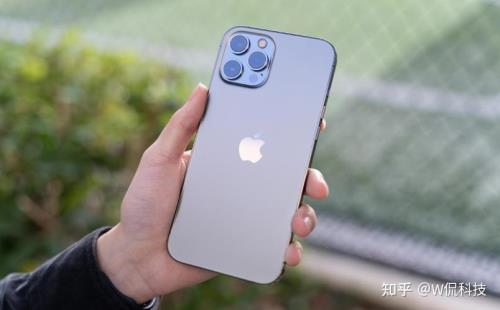 iphone13比12提升了多少哪款更值得入手？