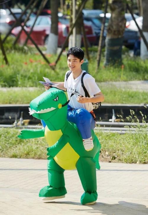刘昊然恐龙不能是龟是什么梗
