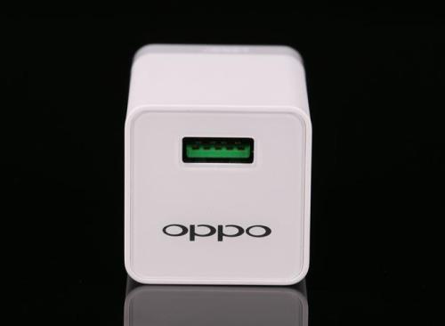 Oppor7带无线充电吗