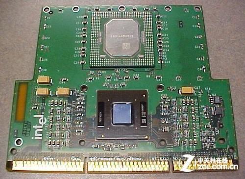 处理器，英特尔Pentium(奔腾) G3260 @ 3.30GHz双核，速度可以带影驰GTX1050黑将2G吗