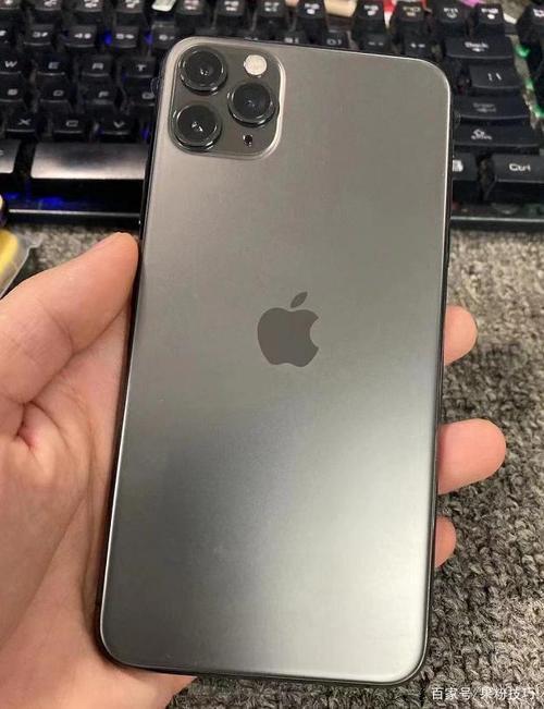 iphone11和11pro max哪个值得入手