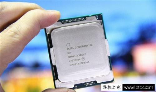 r52500和大小i77500哪个好