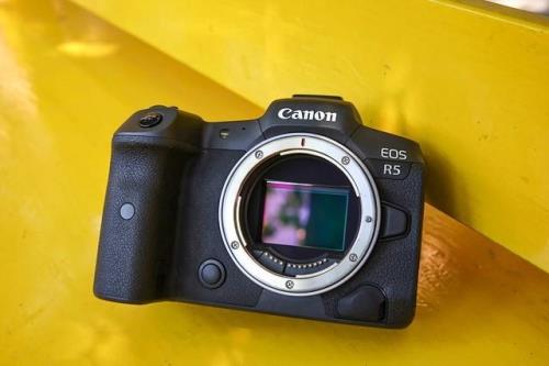 佳能EOS 5D Mark II错误Err20不能拍摄，将电源开头置于OFF然后再置于ON或者重新安装电池