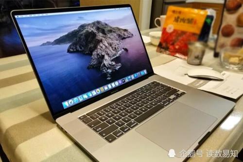 macbookpro 13寸买i7还是i9