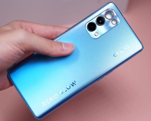 opporeno8和reno5哪个好