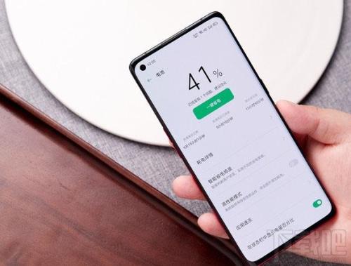 oppo reno 3掉水里捞出来可以充电吗