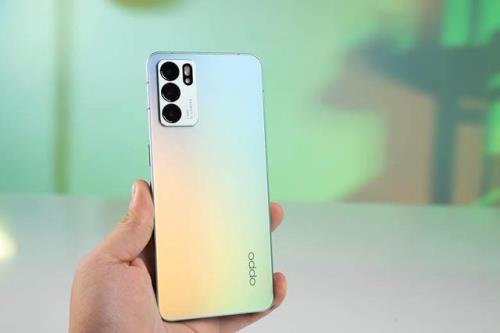 oppo reno6刚买的需要充多久