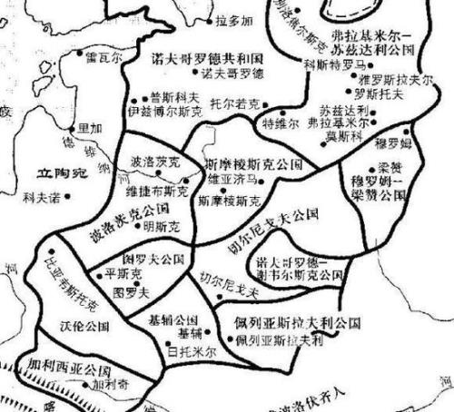 俄罗斯帝国分裂成几个国家