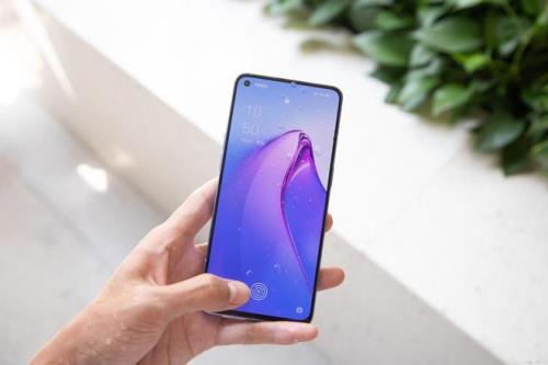 opporeno8带指纹吗