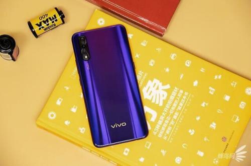 vivos15e和vivot1哪个好