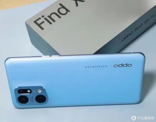 oppo find x5 pro自带充电器吗