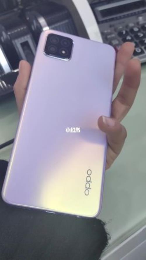 oppoa72突然死机黑屏