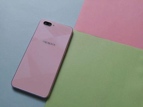 Oppo a5手机有几年了