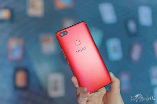 vivo y 76 s和华为荣耀x20se哪个好