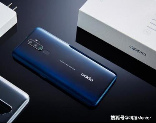 OPPO a11的电量显示正常是什么颜色的为什么现在一直是透明白色的