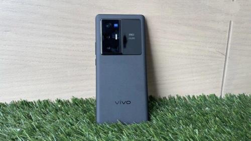 vivox70两千块值得入手吗