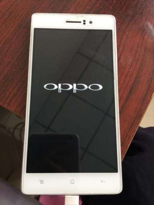 oppoR9手机触屏完全失灵怎么办不能开机