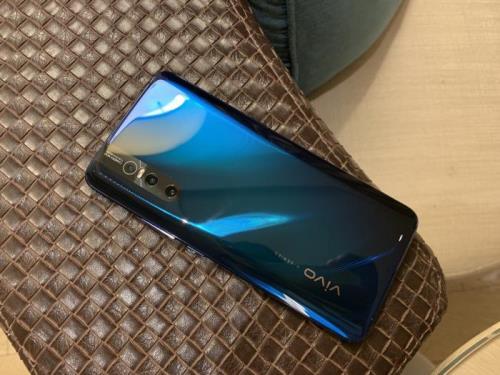 Vivo x27屏幕坏了，在保修期内，更换屏幕要多少钱