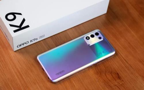 oppo k 10 和一加9r哪个屏幕好