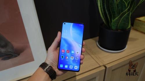 opporeno5pro+手机屏幕失灵