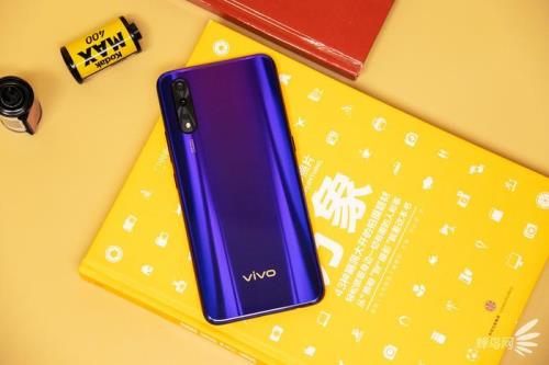 vivox和z5哪个好