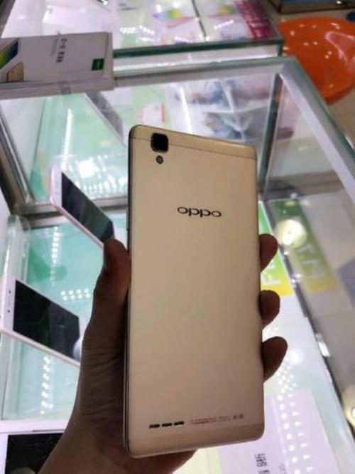 为什么oppoA53m充不进电