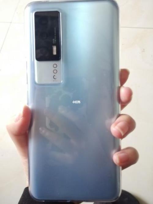 vivoiqoo neo5跟荣耀50哪个信号好