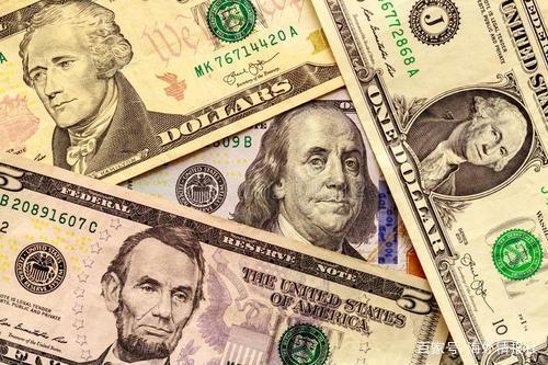 美国英国的一百元钞票上印的是谁的头像