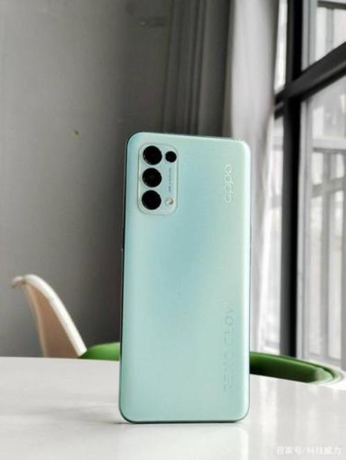 oppo reno5k白色屏幕怎么设置