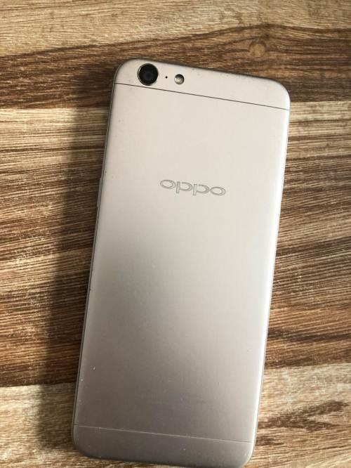 OPPO a57充不进去电是为什么