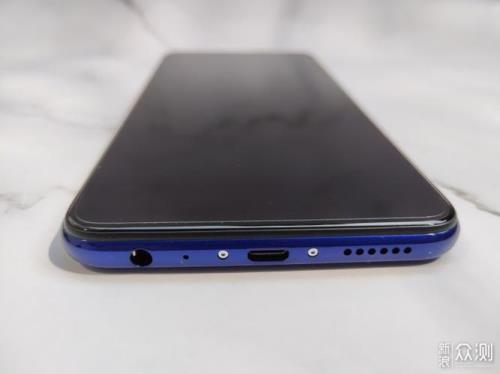 vivo z5是金属中框吗