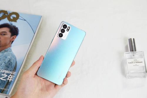 oppoReno6pro为什么比realme真我gt贵一些