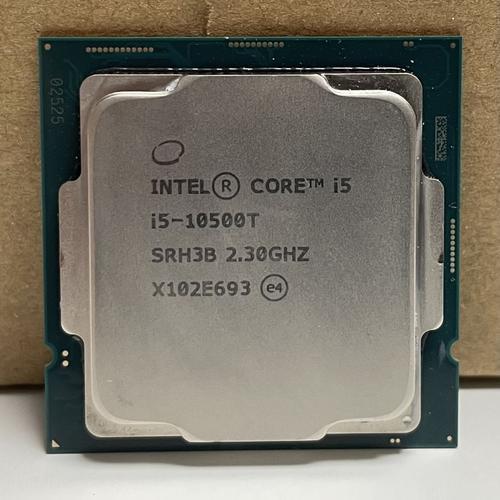 r55600u处理器和i511代哪个好