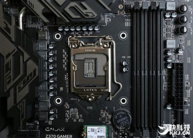 z370的主板能安装2060的显卡吗